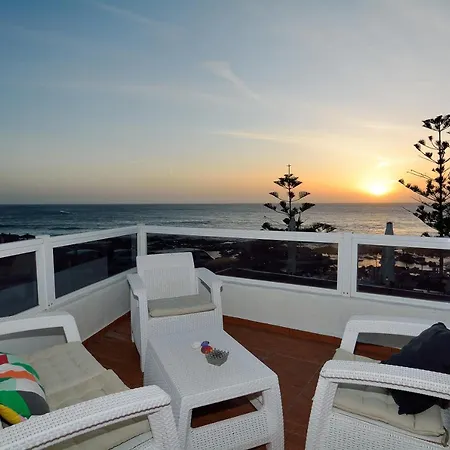 Sea Views In Prime Location By Pvl Apartament *