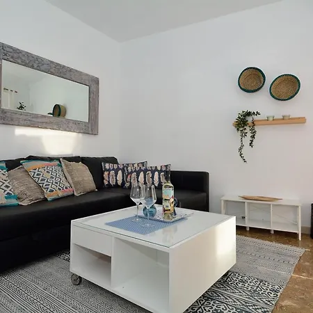 Sea Views In Prime Location By Pvl Διαμέρισμα *